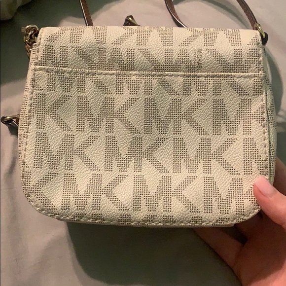 MK CROSSBODY - Picture 4 of 8